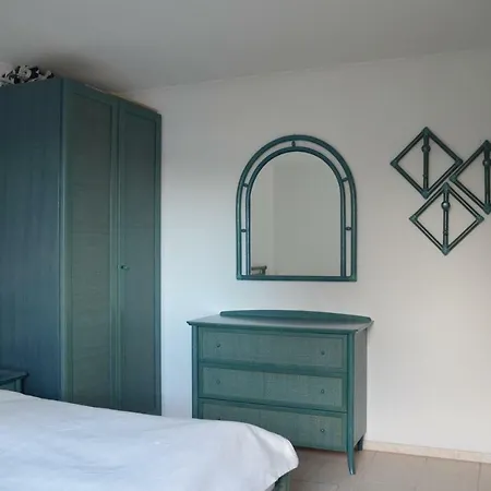 Lejlighed Ferienwohnung Mit Ostseeblick Bis Kap Arkona - #110445